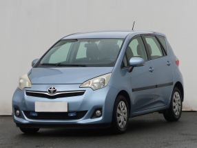 Toyota Verso-S - 2011