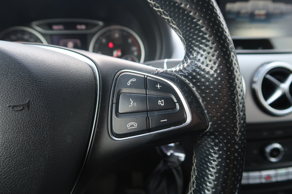 Mercedes-Benz B