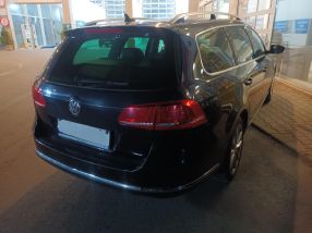 Volkswagen Passat - 2011
