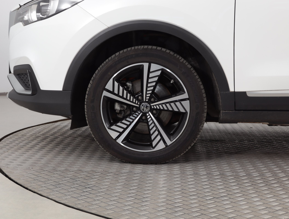 MG ZS SUV