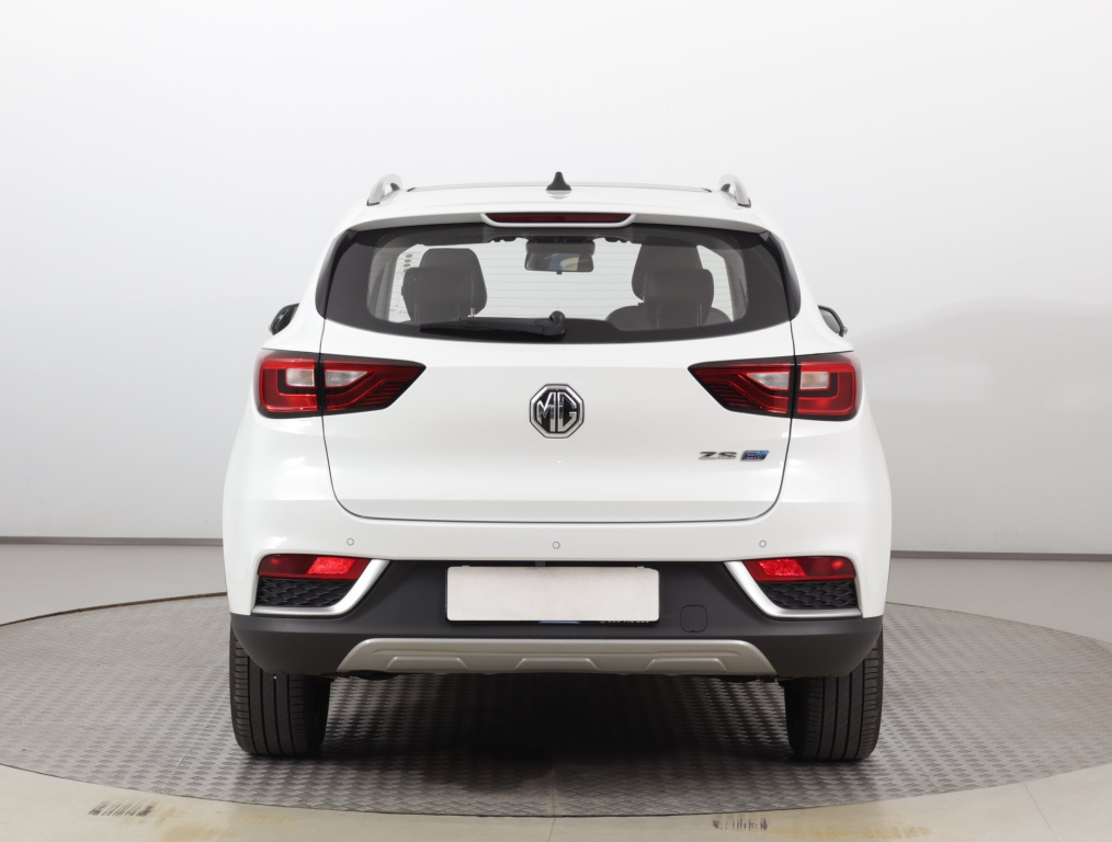 MG ZS SUV