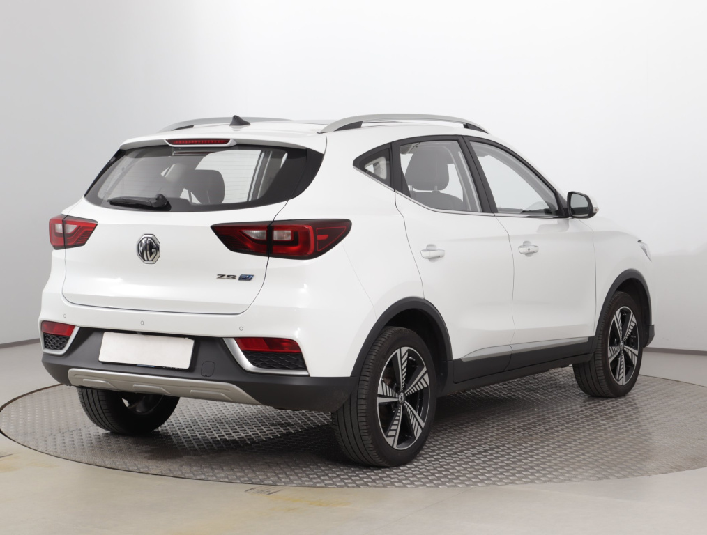 MG ZS SUV