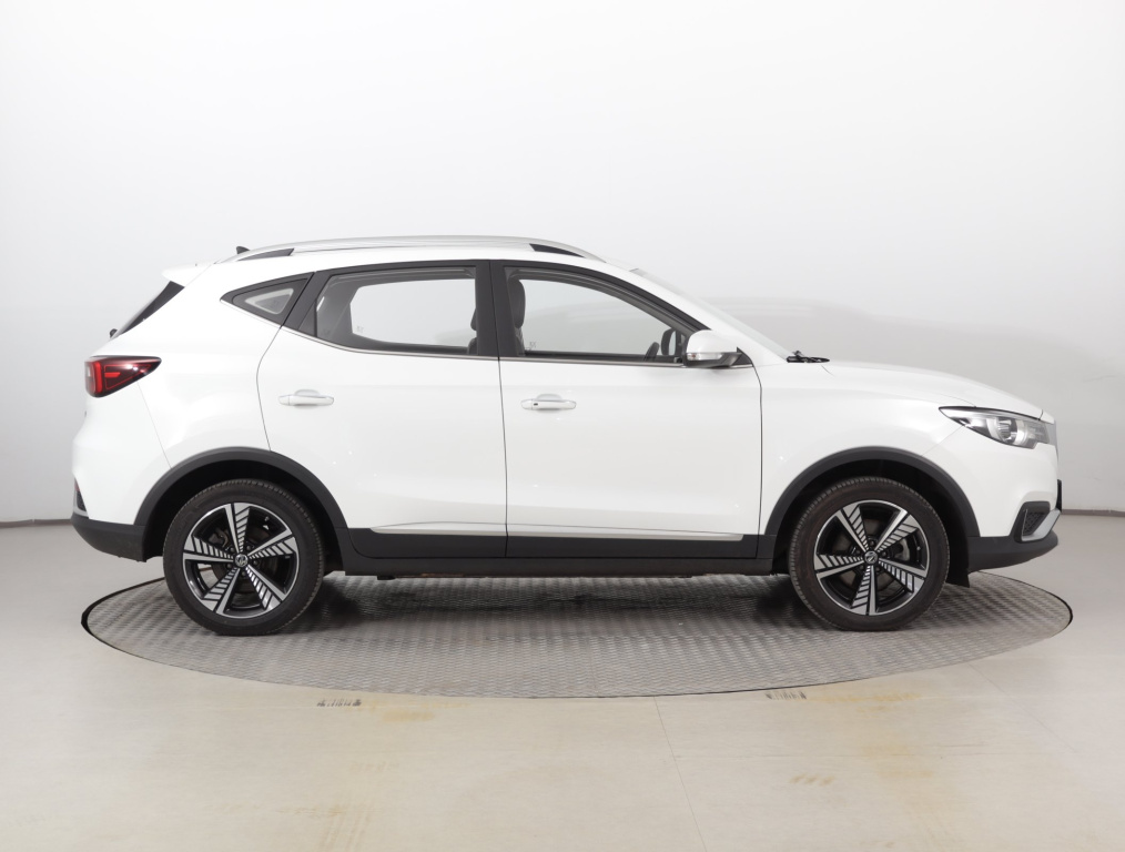MG ZS SUV