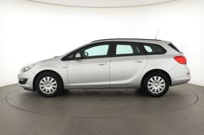 Opel Astra - 2015