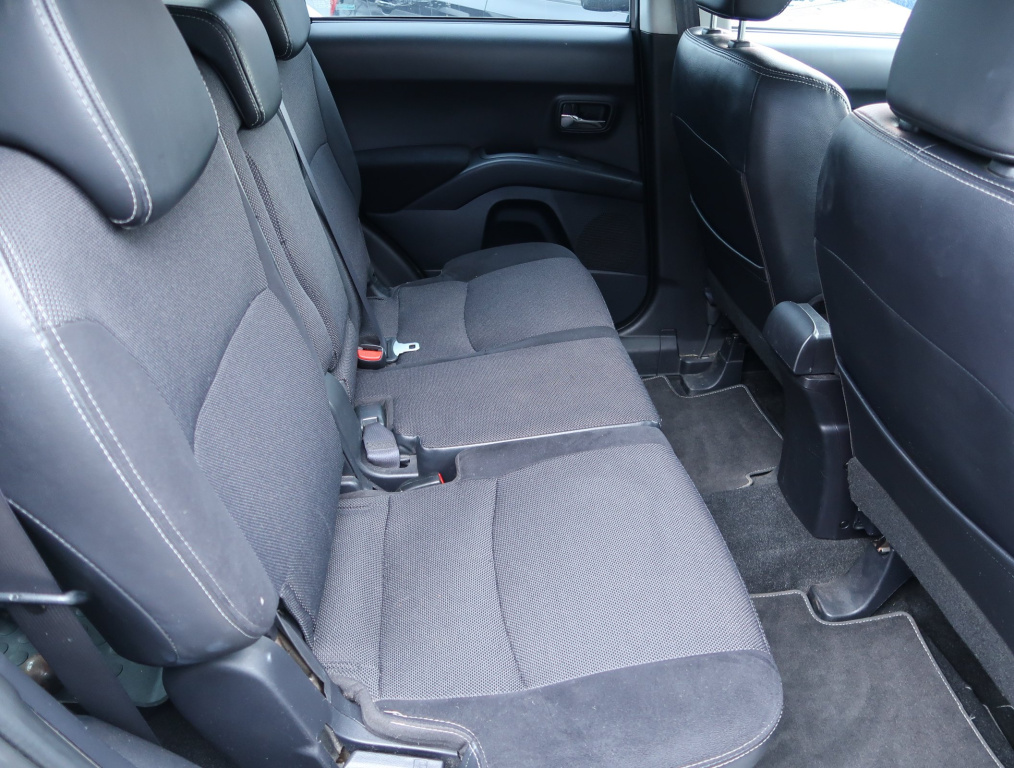 Peugeot 4007