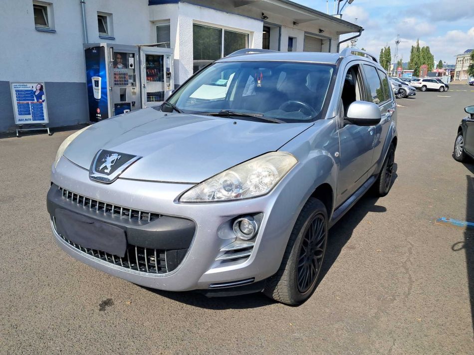 Peugeot 4007 - 2008