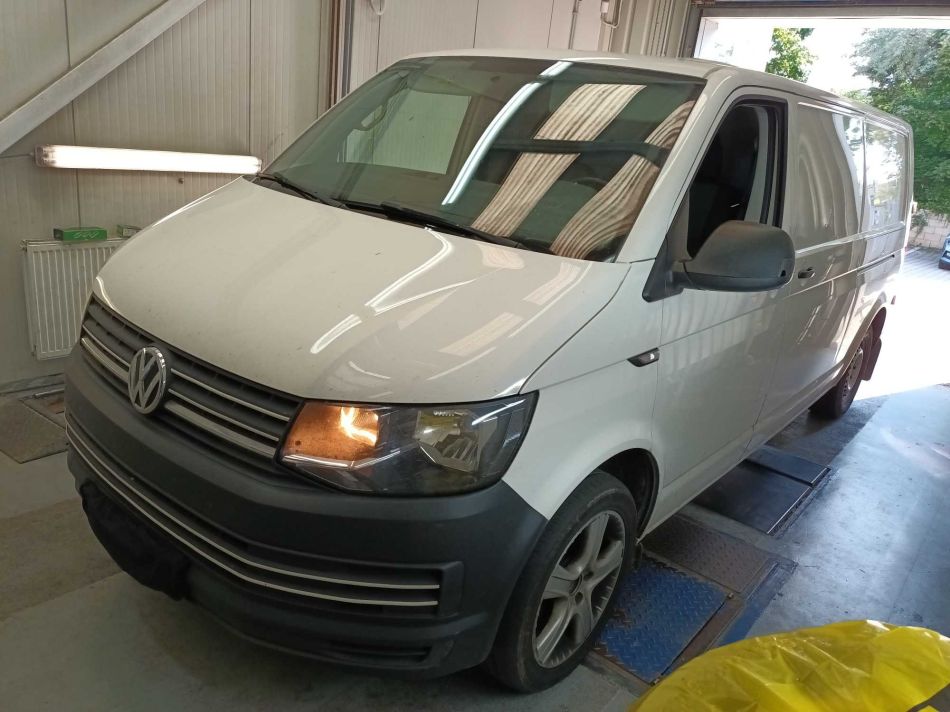 Volkswagen Transporter - 2016