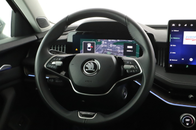 Škoda Superb - 2024