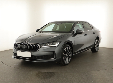 Škoda Superb - 2024