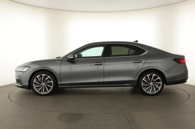 Škoda Superb - 2024