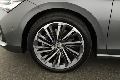 Škoda Superb - 2024