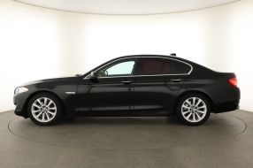 BMW 5 - 2013