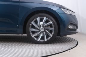 Škoda Octavia - 2023
