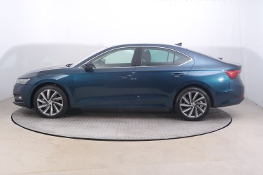 Škoda Octavia - 2023