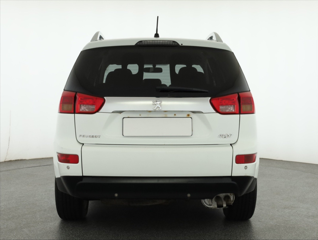 Peugeot 4007