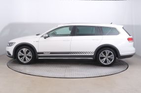 Volkswagen Passat - 2016