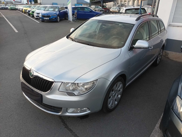 Škoda Superb 2010