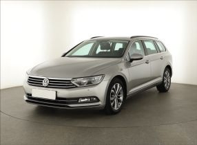 Volkswagen Passat - 2016
