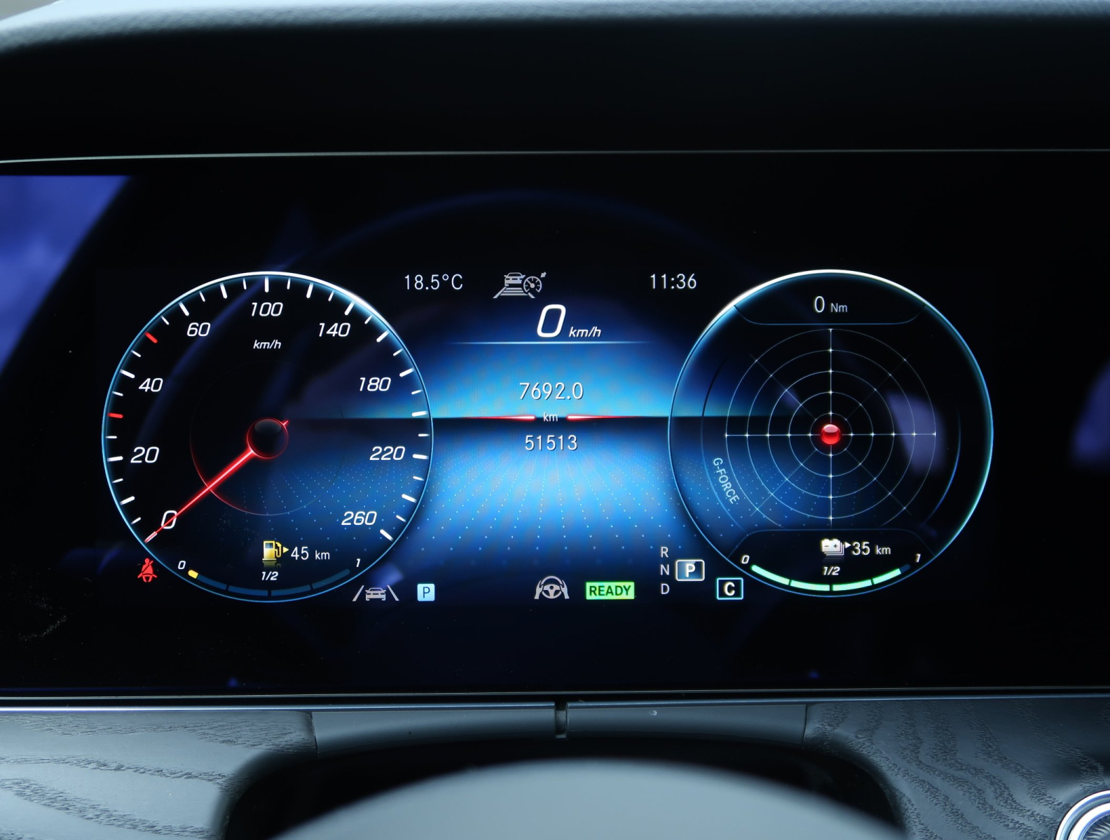 Mercedes-Benz E - 2022