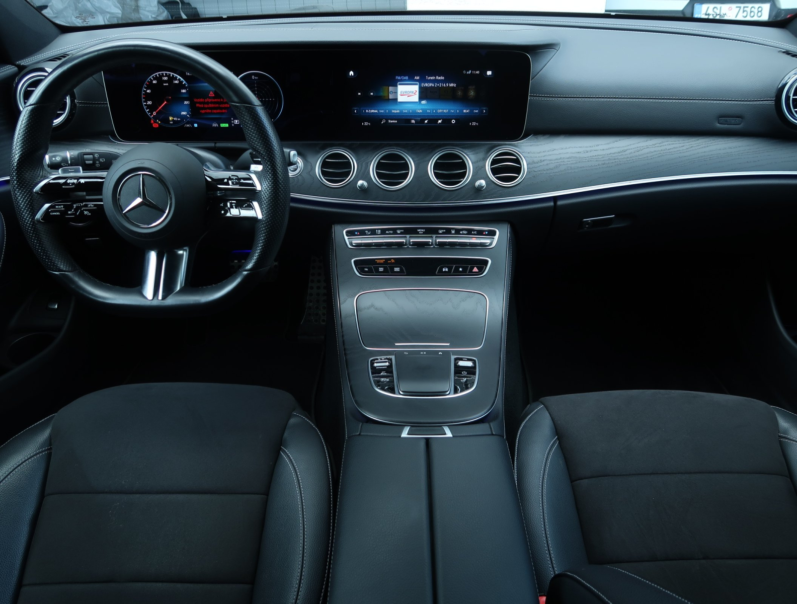 Mercedes-Benz E - 2022