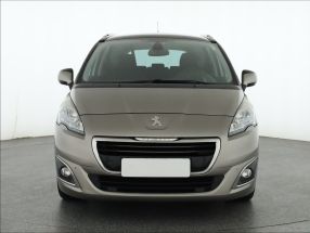 Peugeot 5008 - 2015