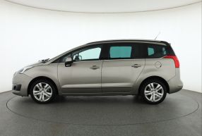 Peugeot 5008 - 2015