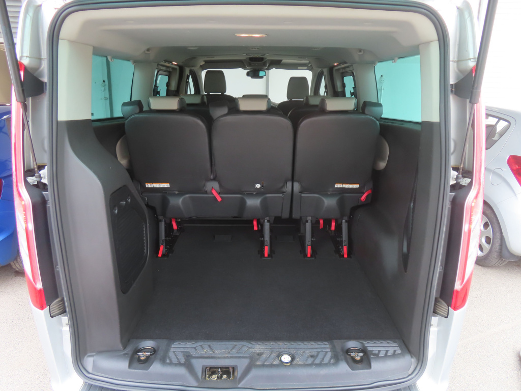Ford Tourneo Custom