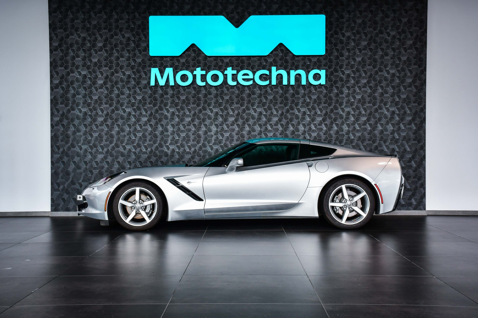 Chevrolet Corvette - 2014