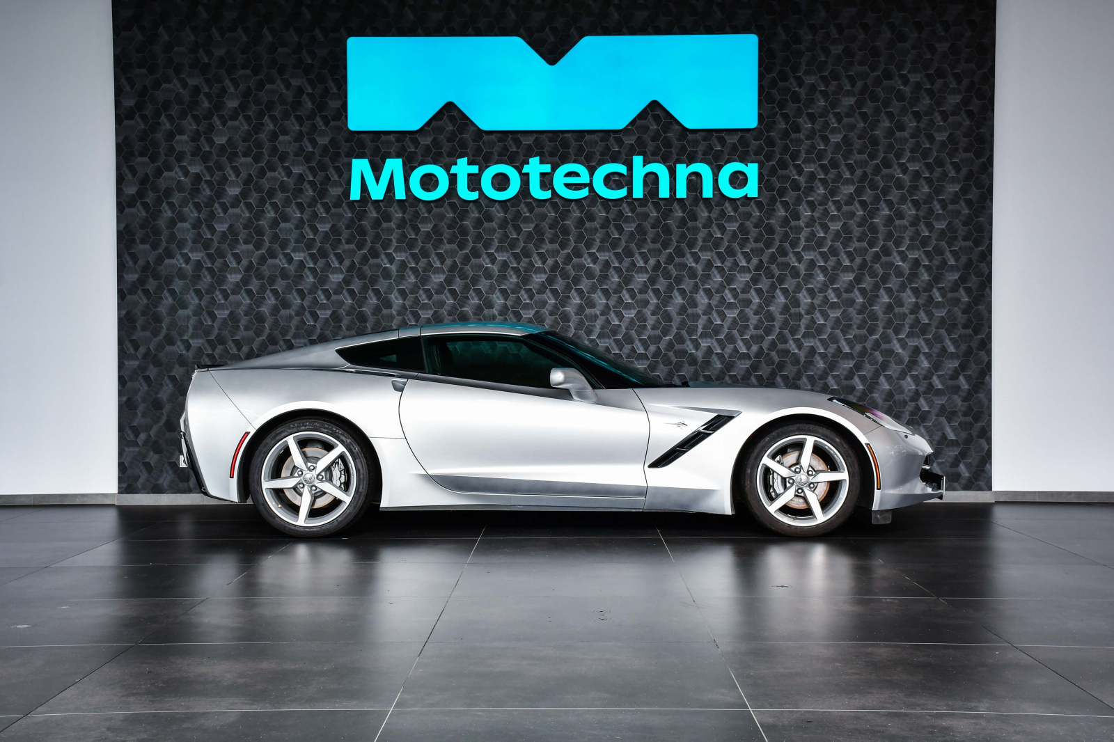 Chevrolet Corvette - 2014
