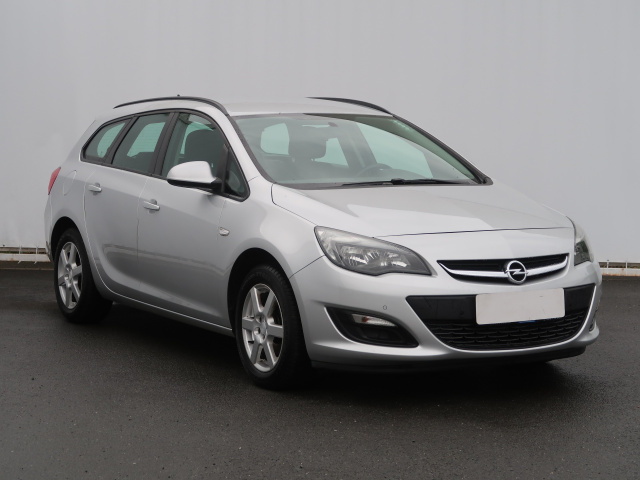 Opel Astra 2014