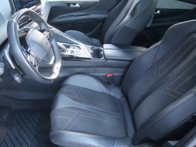 Peugeot 5008 - 2021