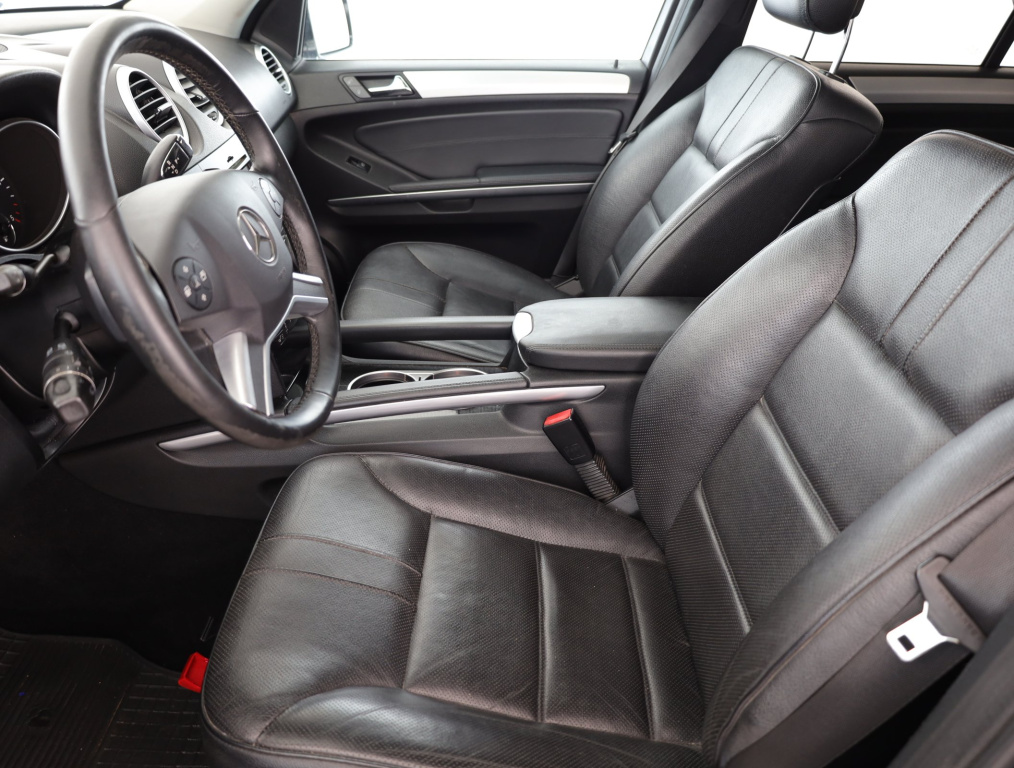 Mercedes-Benz ML