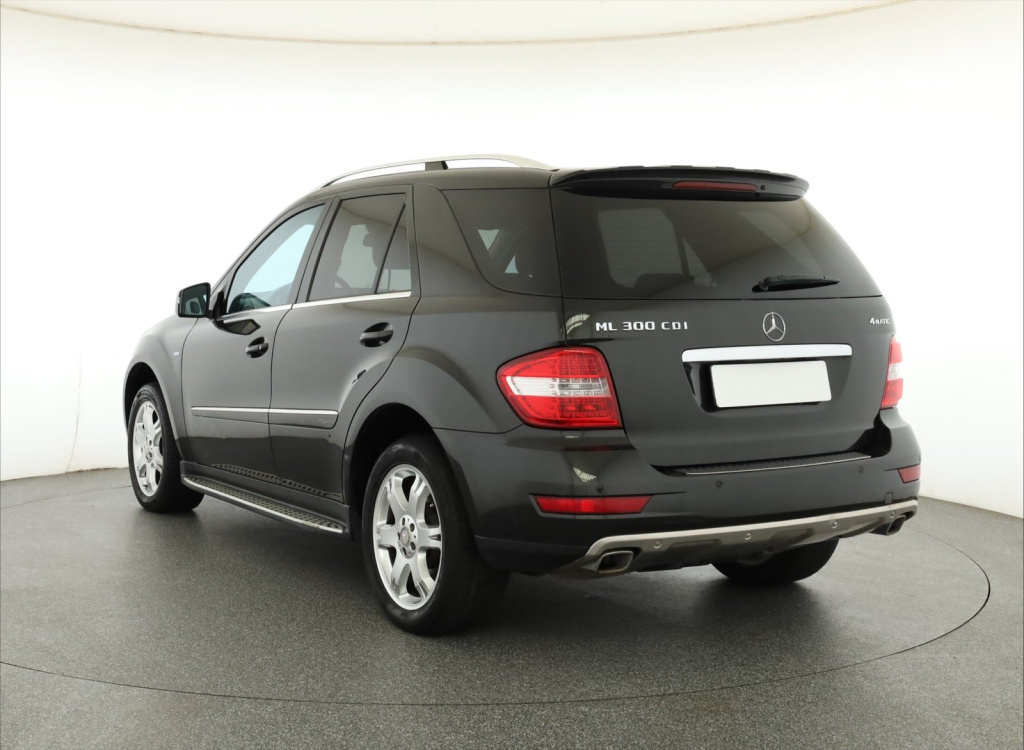 Mercedes-Benz ML