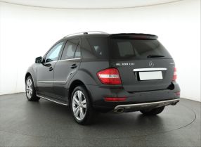 Mercedes-Benz ML - 2010