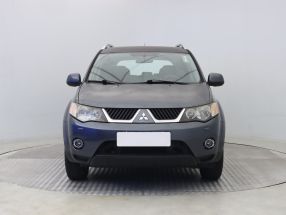 Mitsubishi Outlander - 2009
