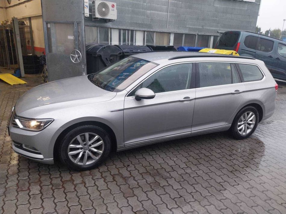 Volkswagen Passat - 2017