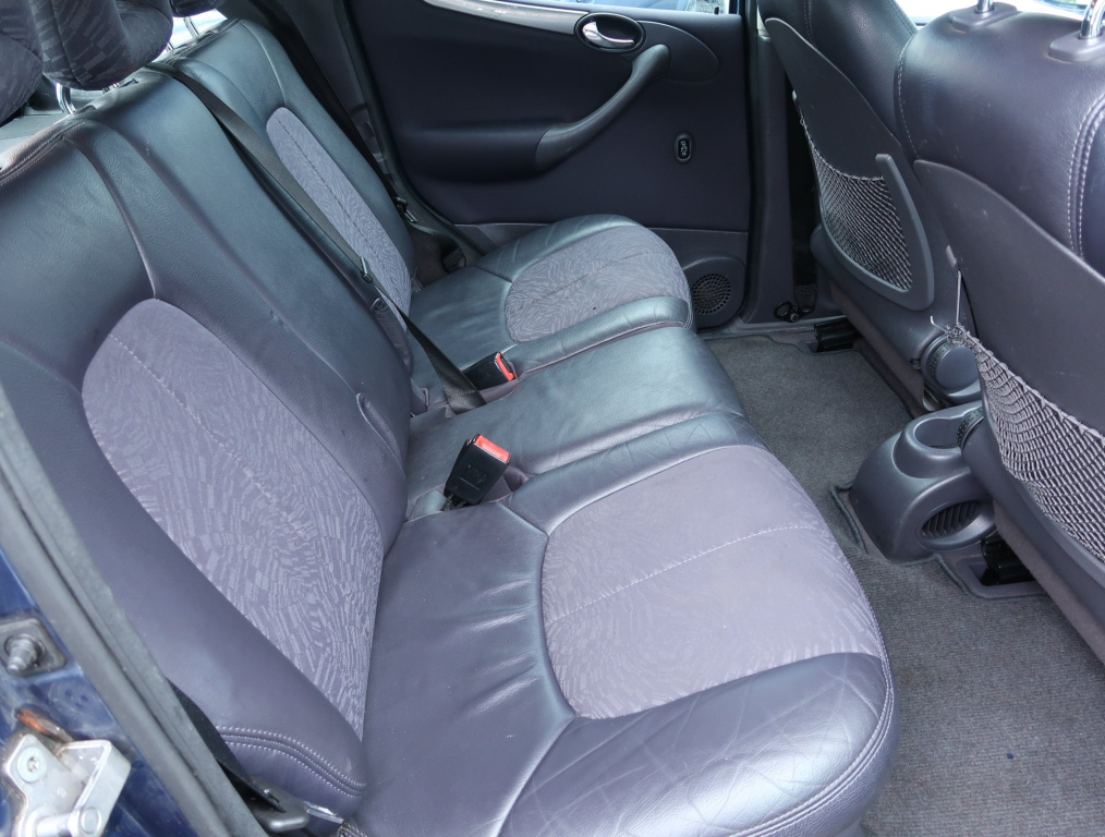 Mercedes-Benz A