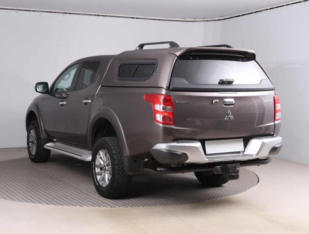 Mitsubishi L200
