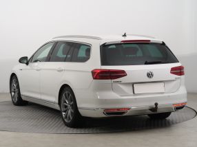 Volkswagen Passat - 2015