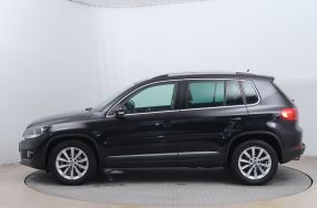 Volkswagen Tiguan - 2012