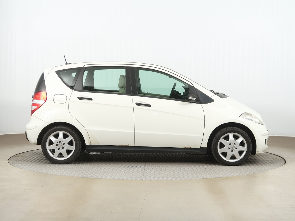Mercedes-Benz A