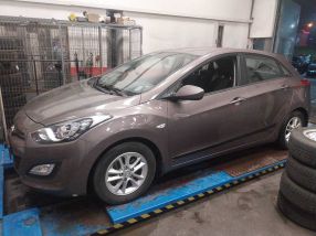 Hyundai i30 - 2013