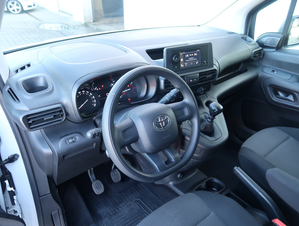 Toyota Proace City