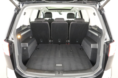 Volkswagen Touran - 2023