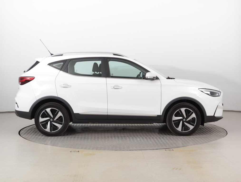 MG ZS SUV