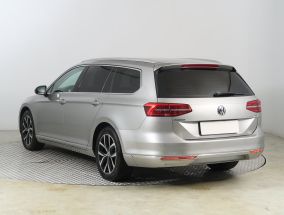 Volkswagen Passat - 2015