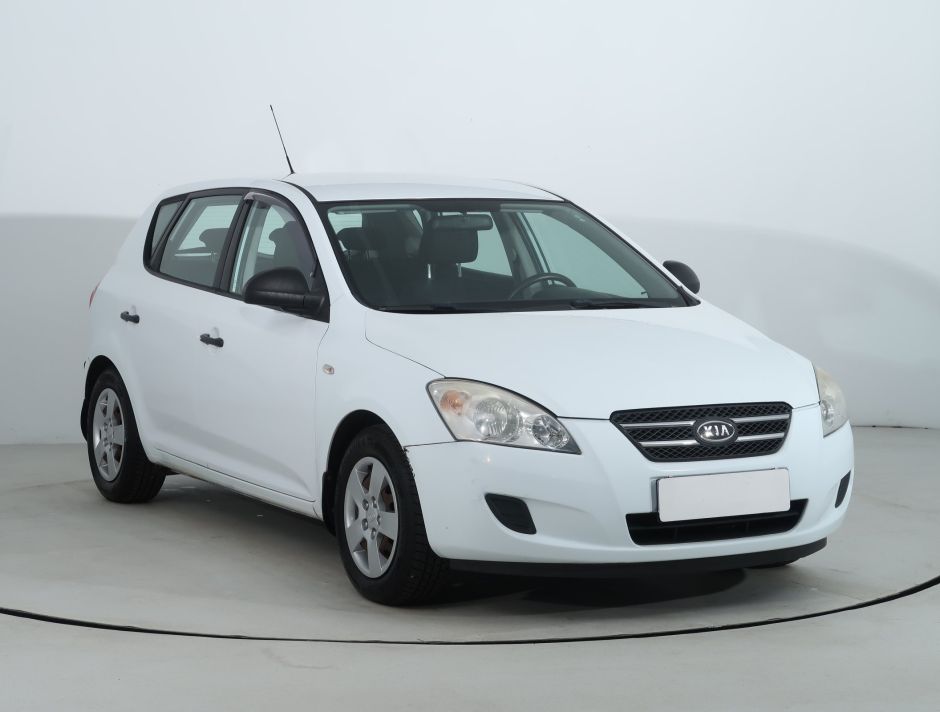Kia Ceed - 2008