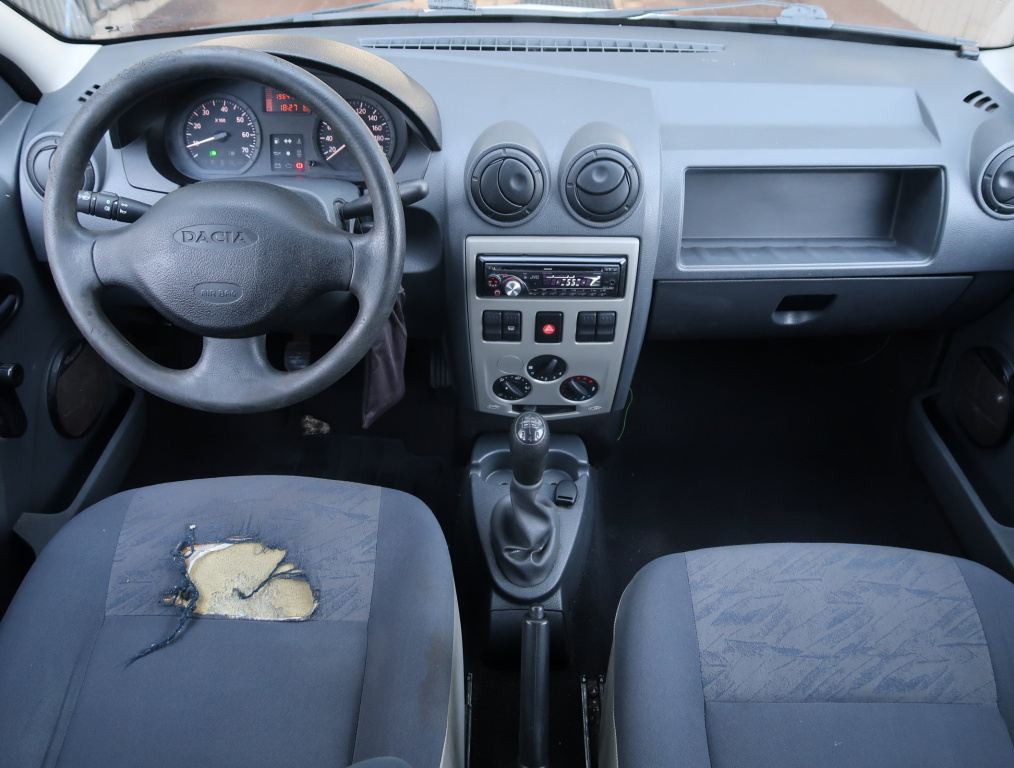Dacia Logan