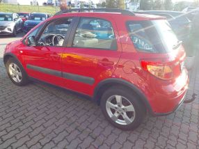 Suzuki SX4 - 2012