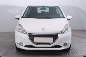Peugeot 208 - 2015